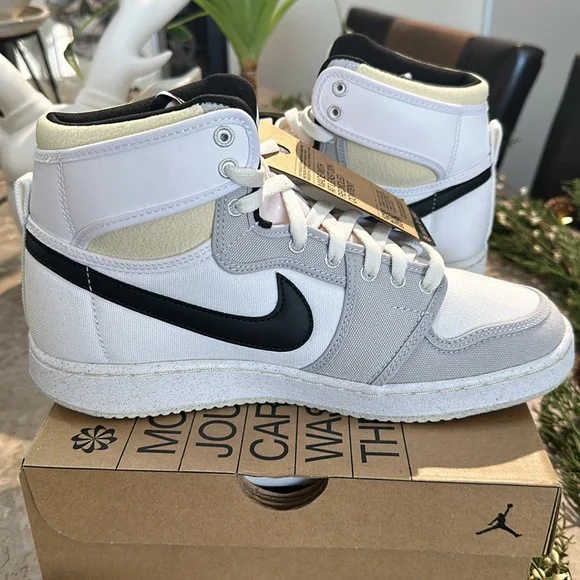 Air Jordan 1 KO High 'Grey Fog' - Picture 10 of 17